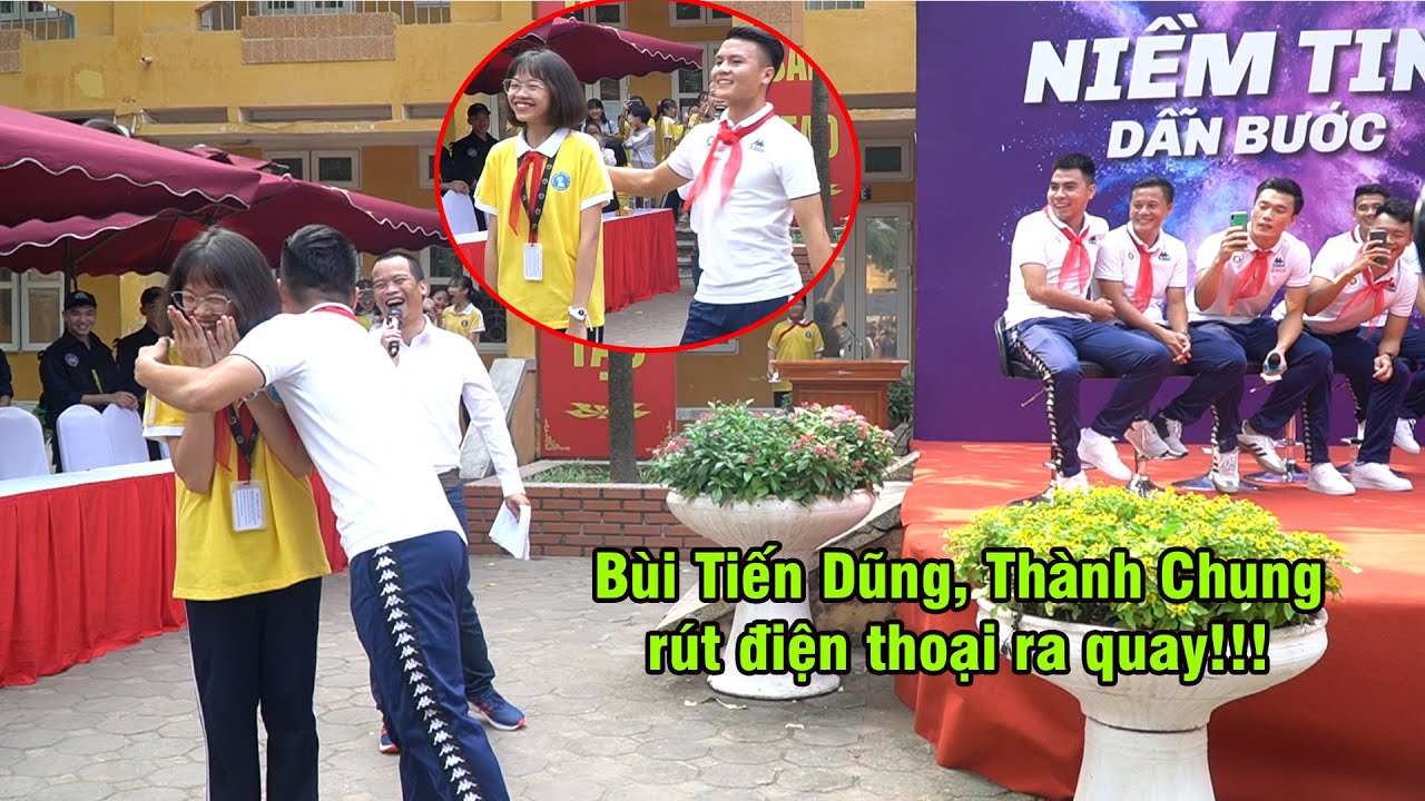 Quang Hải ngại ngùng ôm nữ sinh, Đình Trọng thắt khăn quàng đáng yêu vô cực | Ted Trần TV