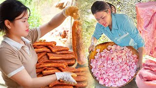 Making Natural Cooking Oil from Pork Fat – Selling It at the Market with My Son