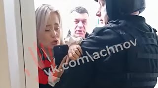 Бизнесвумен подшофе замучила таксиста и побила ЧОПовца