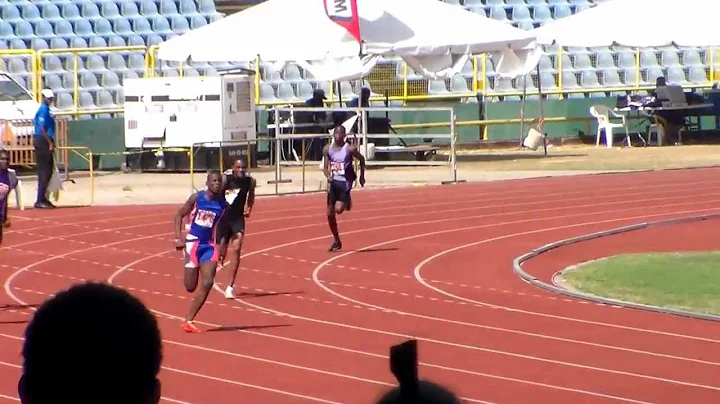 Terry Frederick wins 200m heat at Falcon Games 2013