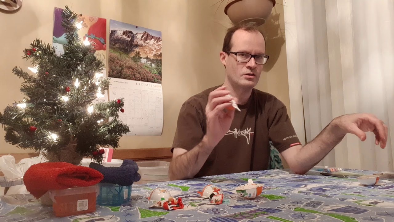kinder-christmas-collectibles-kinder-egg-365-day-355-youtube