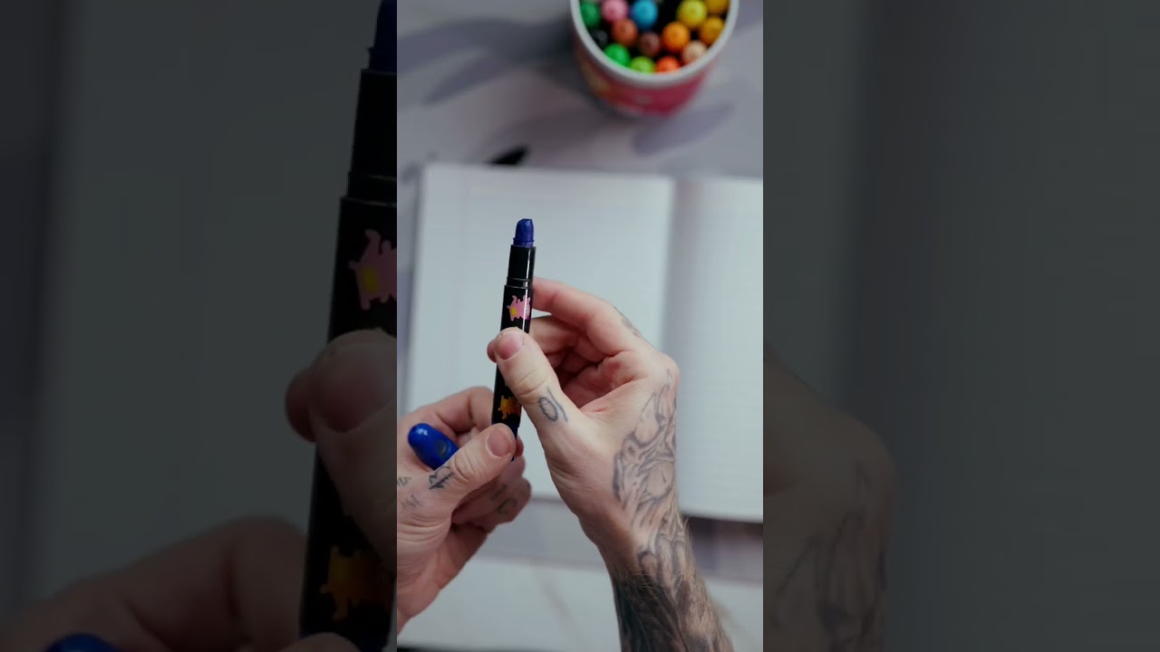 The Jar Melo Jumbo Silky Twistable Crayons make art time easy, fun, and mess-free — perfect for