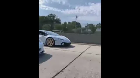 Corvette c6 zr1 vs lamborghini huracan
