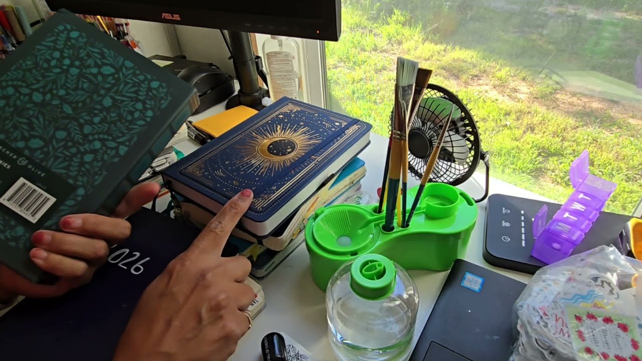 Pen testing the new Arch and Olive A5 Dot Grid Majestic Skies