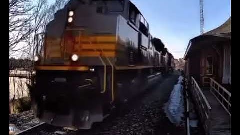 The last footage of CP 7011 before its derailment (04/15/23)