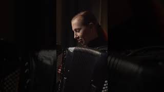 Всем хороших выходных! Ставьте ❤️ если любите ZAZ ☺️ #2makers #accordion #zaz #cover