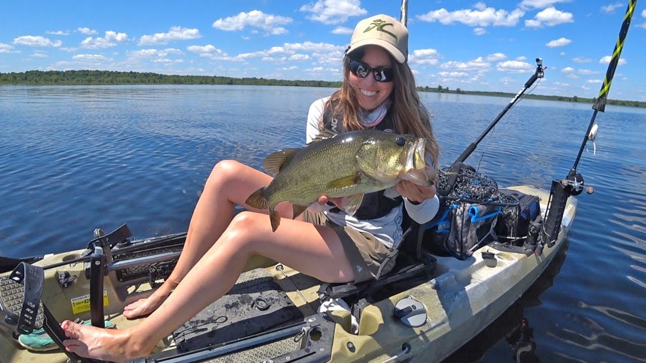 Summer Bass on Offshore Weed Flats - Kayak Fishing 