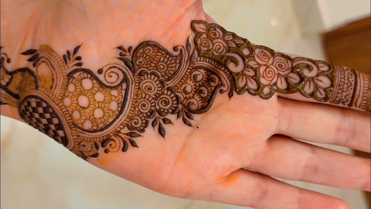 Simple and beautiful mehndi design for girls 