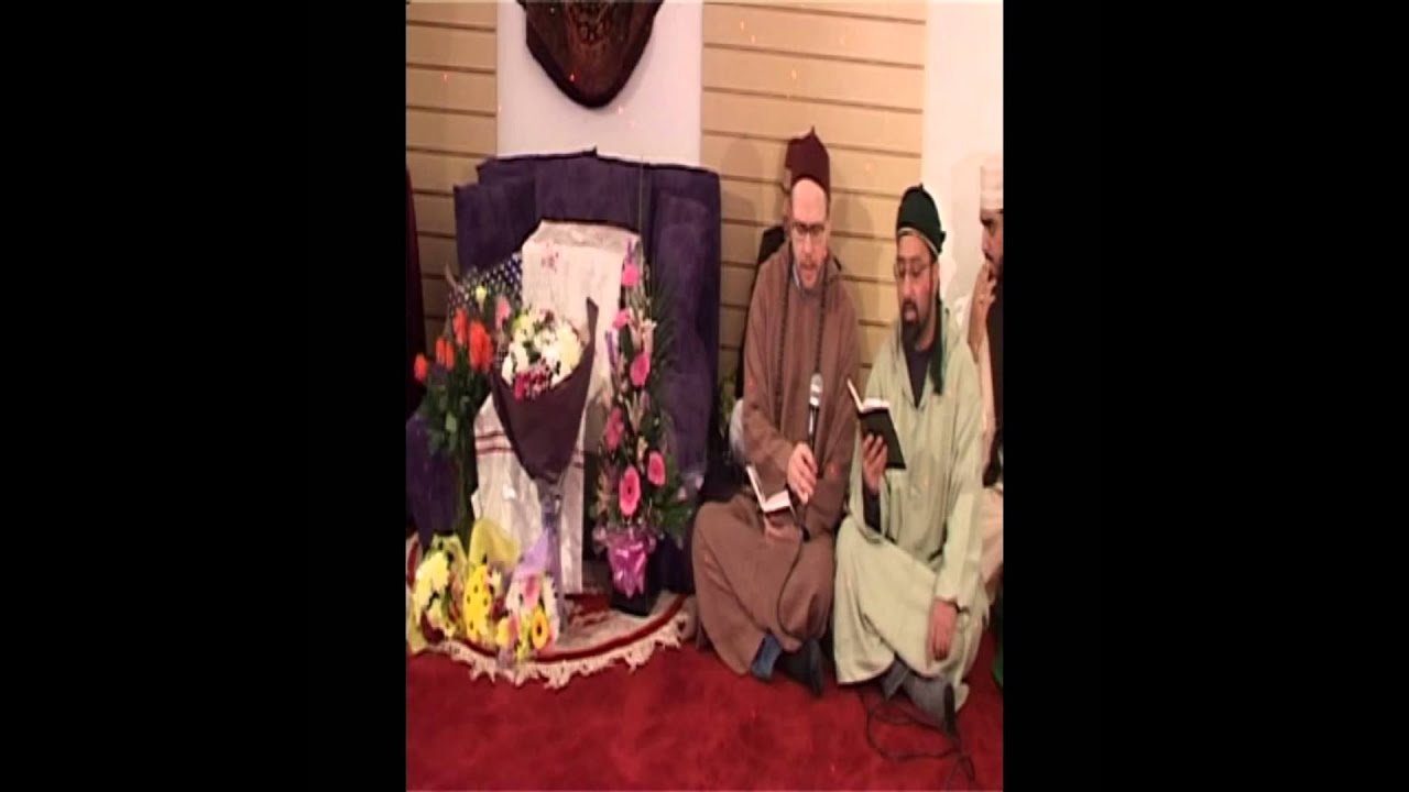 [2/5] Arabic Qaseeda (with Translation) - Milad un Nabi/Baree Gyarween Sharif 2013 - YouTube
