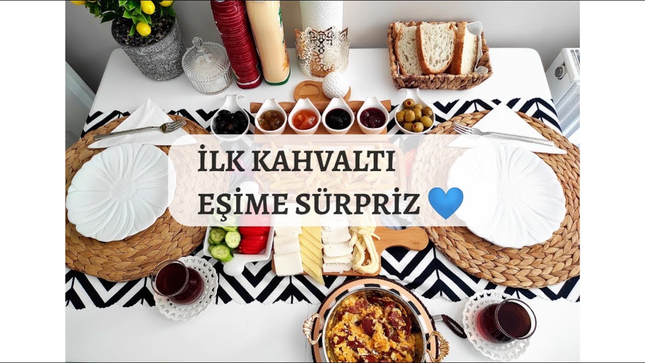 Instagram Da Batuhan Cinar Berk Oglum Ve Esim Evdeyse Ailecek Kahvalti Zamani Limonlu Pecete Ha Yemek Sunumu Yemek Kahvalti