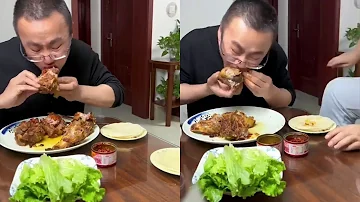 Prank husband:My husband is too selfish and wants to eat all the meat, so just give him a fist