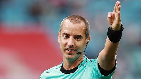 A VAR’s preparation for the FIFA World Cup™