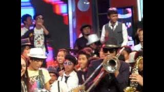 Chelssie and TIPE-X on Dahsyat agaiiin!!! CIUMAN PERTAMA