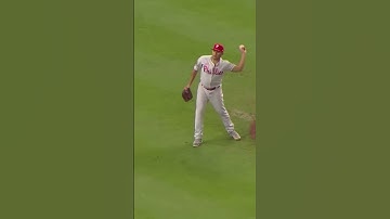 Thumbnail of Ranger Suarez was so slick with it on this stop for Phillies 💯💯💯