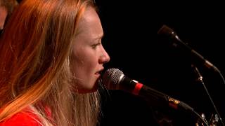 The Weather Station - Thirty (Live on eTown) chords