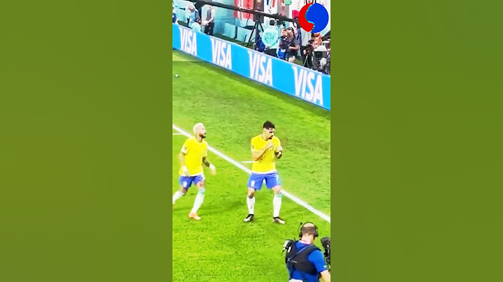 رقصة لاعبين البرازيل