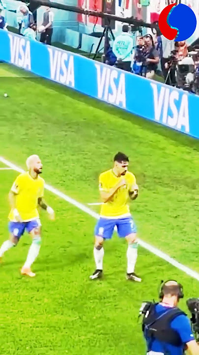 رقصة لاعبين البرازيل