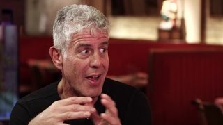 Anthony Bourdain find Chicago's perfect bar
