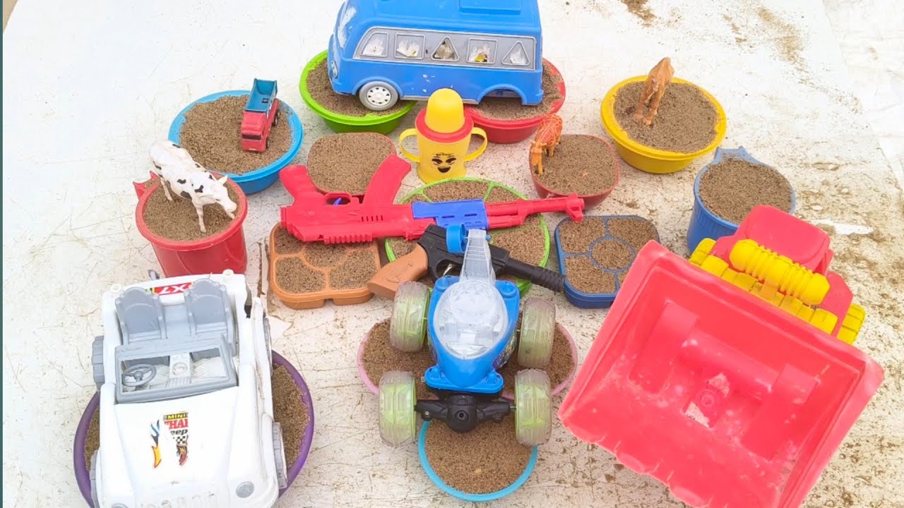 Sand clay cake Mainan Mobil Balap, Truk Molen, Kereta Api, Tank Baja, Bus Telolet, animals, car, JCB
