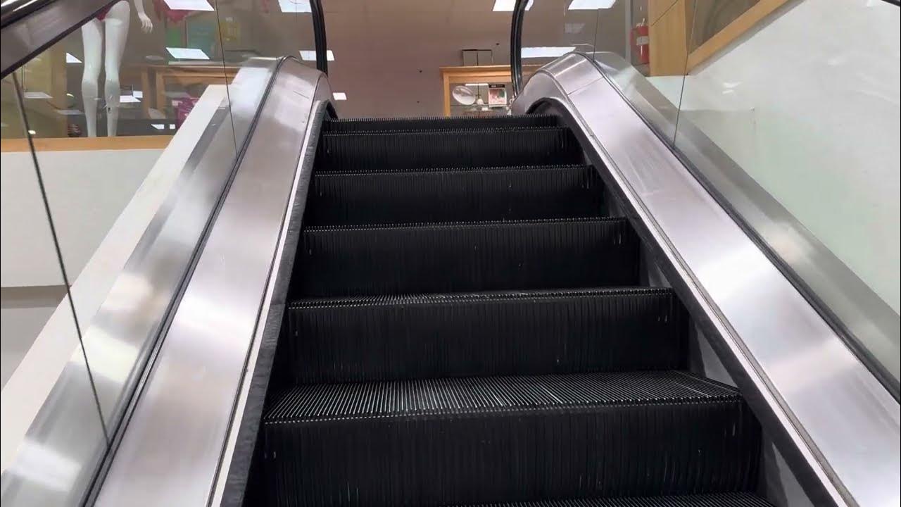 Otis Escalators At Dillards Women Barton Creek Square Mall In Austin both-off-montgomery-escalators-at-jcpenney-lakeline-mall-in-austin-tx