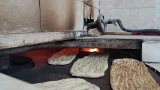 : Art of Bread Making: Freshly Baked Perfection in the Bakery 