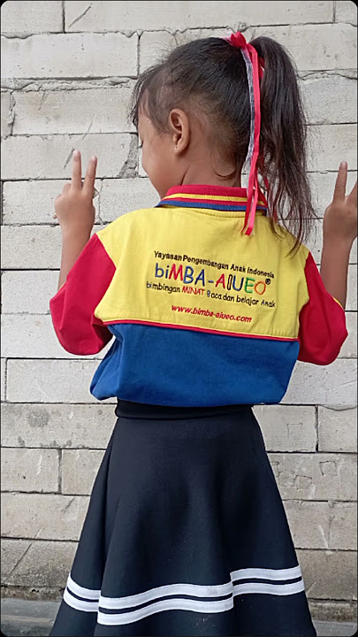 Rok mini anak perempuan
