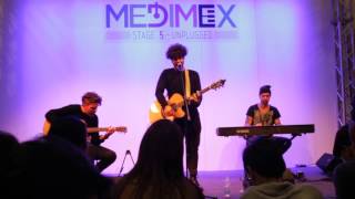 Simone Perrone - Live acustico del brano FIRENZE - Medimex2015