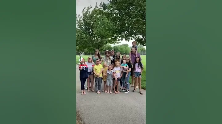 16 Sibling Anthem Check 😳 #shorts - DayDayNews