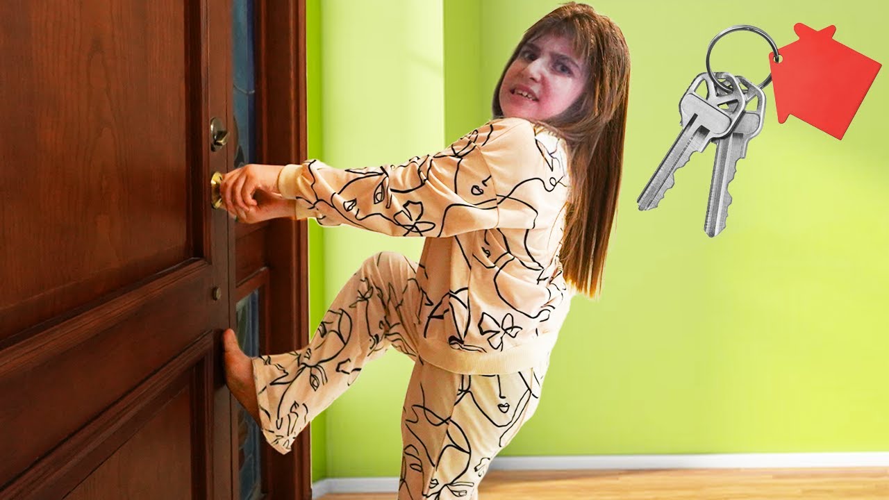 حبيبة نسيت مفتاح البيت !