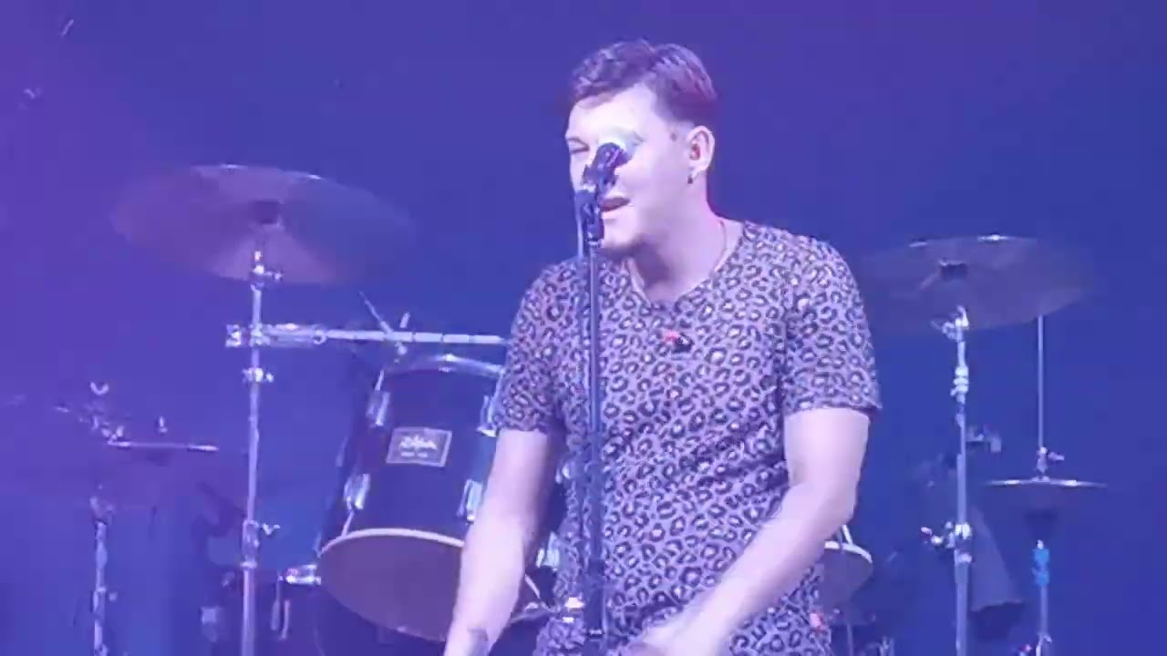 Light Future в клубе PG-Точка 16.09.2023 с песней Каблук. 