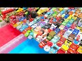 300種類のカーズのミニカーが大集合!赤と青の水に飛び込む♪