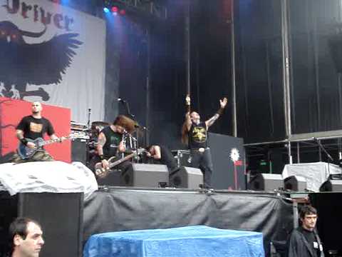 Devildriver - Clous over California - KobetaSonik Festival 09