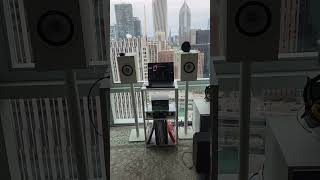 Wiim Ultra plus Wiim Vibelink Amp... Chicago high-rise...