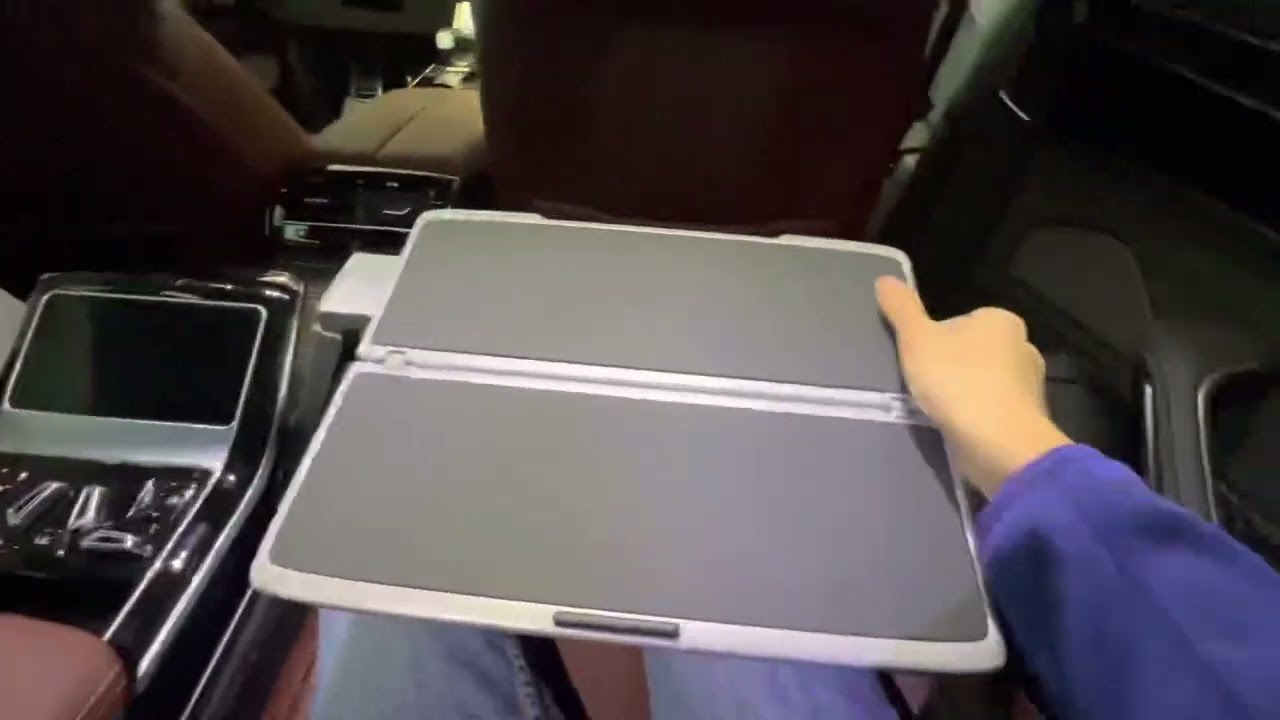 Audi S8 Rear Seat Comfort Package 4-Seater