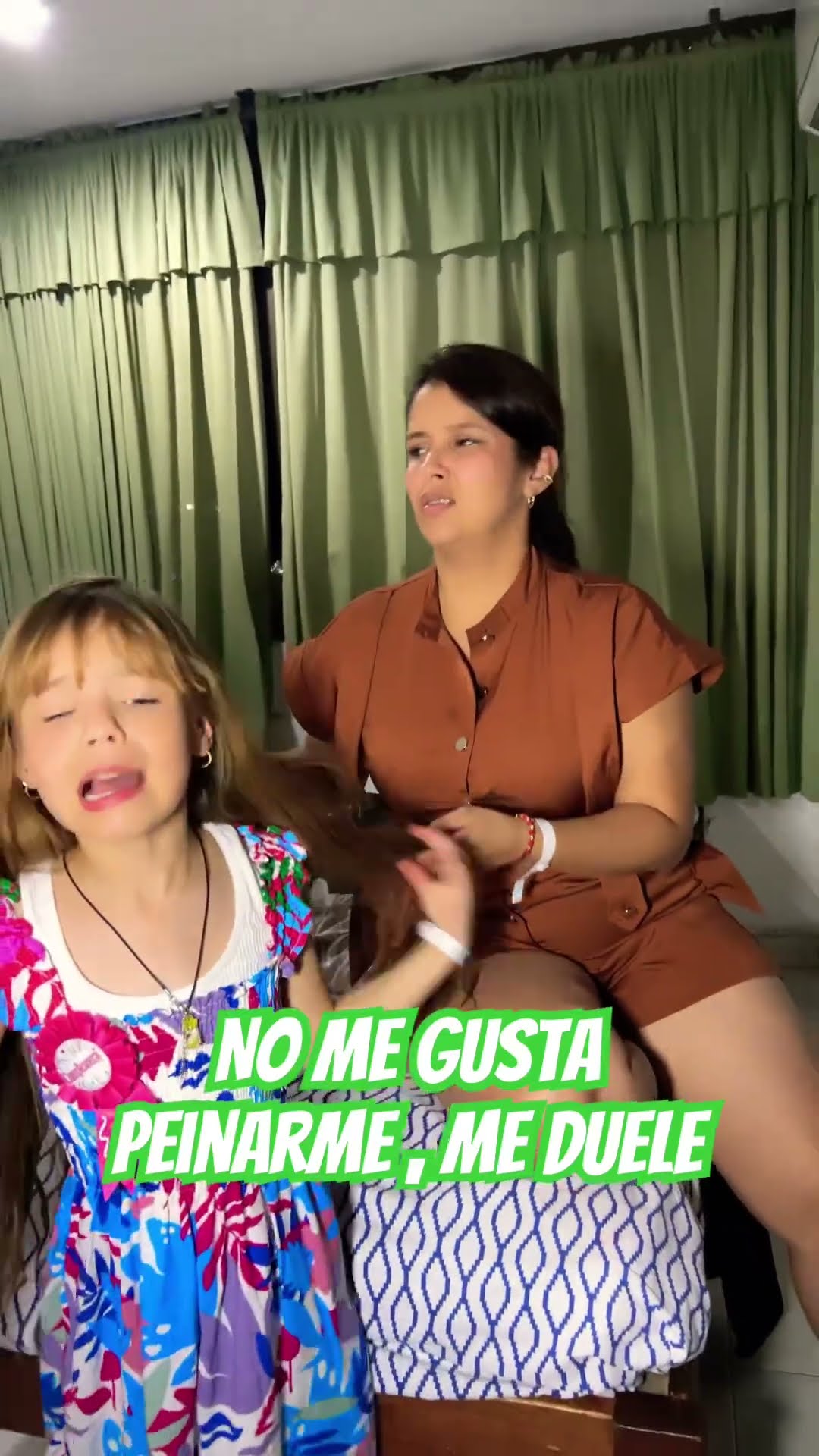 No me molestes el CABELLO #humor #cosasdefamilia #comedia #shortviral