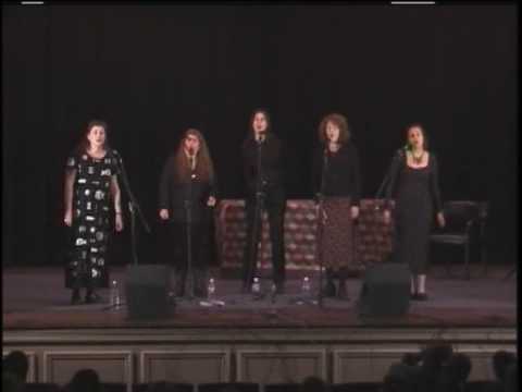 2004 Chicago Maritime Festival - The Johnson Girls...