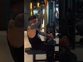Тяга верхнего блока одной рукой