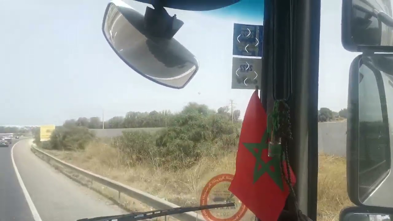 #JAMAL ait belahcen#قناةمتواضعة#فيديو توضيحي طريقة التجاوز في طريق السيار#