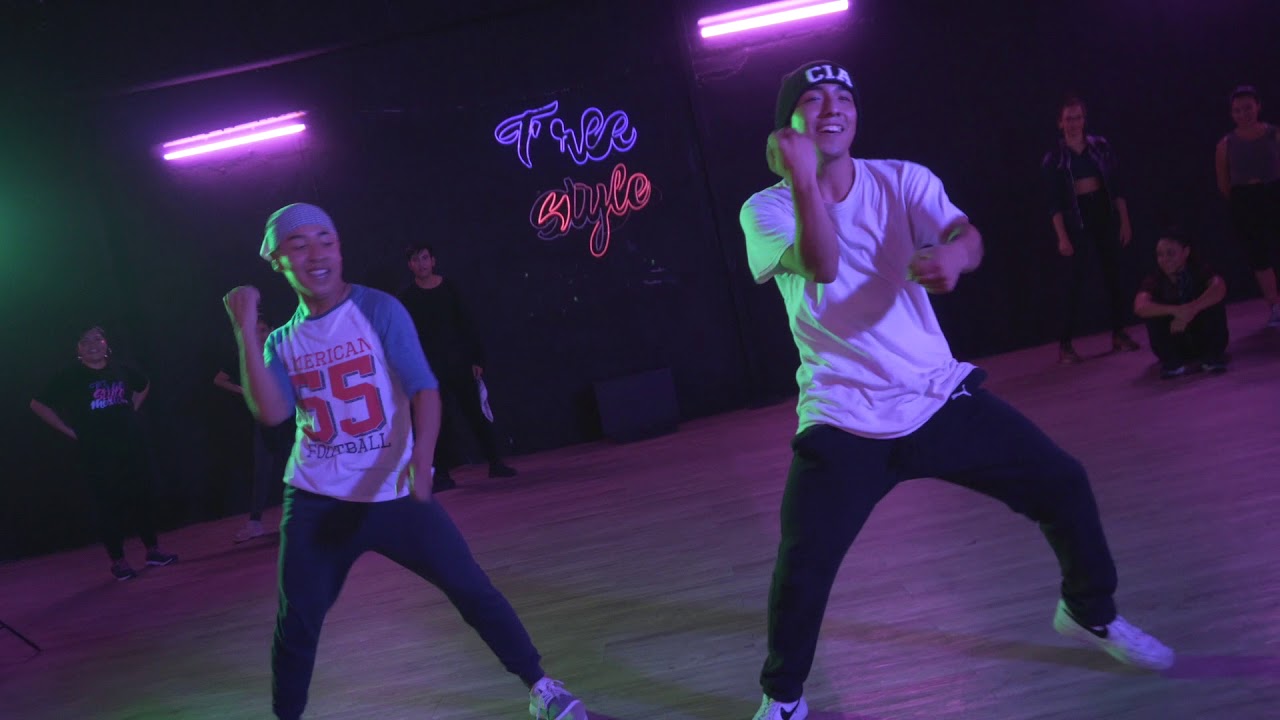 Avi Arvizu G. Avi Arvizu G.