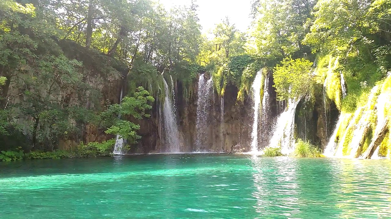 世界一の絶景。プリトヴィツェ湖群国立公園(クロアチア) YouTube 世界一の絶景。プリトヴィツェ湖群国立公園(クロアチア) YouTube
