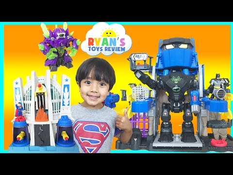 Batman Imaginext Toys Robo Batcave Superman Hall Of Justice DC Super Friends SuperHeroes Toys