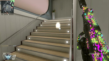 Animated psychedelic camo with custom space gloves - BO2 Plutonium