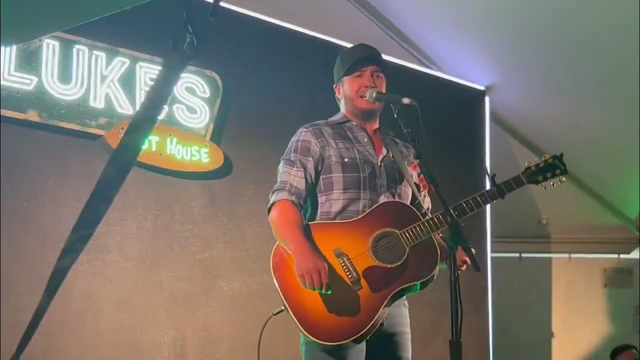 Luke Bryan Huntin Fishin and Lovin Every Day VIP Acoustic Charlotte NC 2022 YouTube