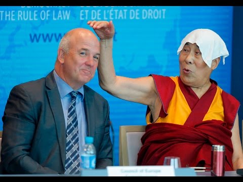 best-moments-from-dalai-lama's-press-conf.-at-council-of-europe