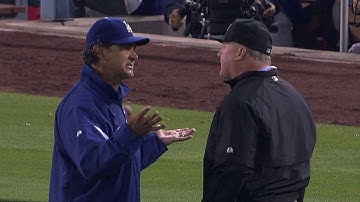 NYY@LAD: Mattingly tossed after arguing check swing