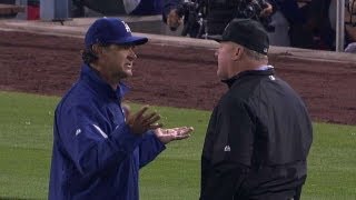NYY@LAD: Mattingly tossed after arguing check swing