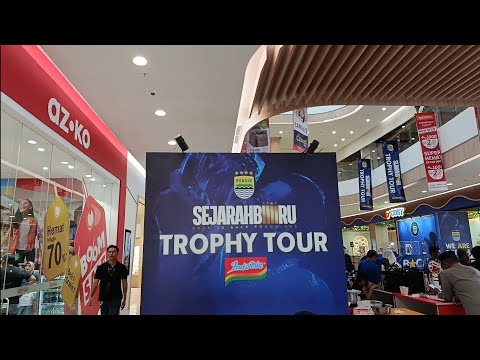 amitoto x bering77 - Event Trophy Tour Persib di Citimall Garut, Ada Bintang Persib Dimas Drajad!!!