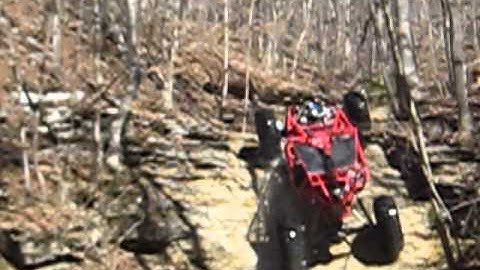 Timmie in Hayes buggy completing Dees Nuts