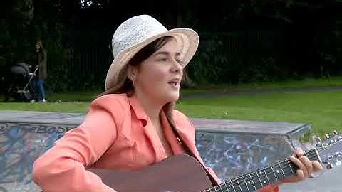 Country is the best - Effie Neill