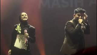 Download lagu Ernie Zakri & Govinda - Hal Hebat (Live Govinda @ Hal Hebat Kuala Lumpur)